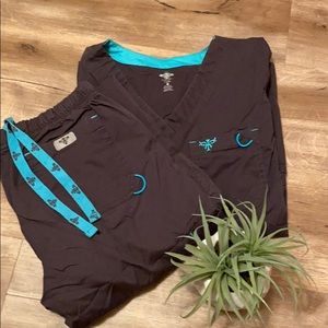 Medium Couture Scrubs